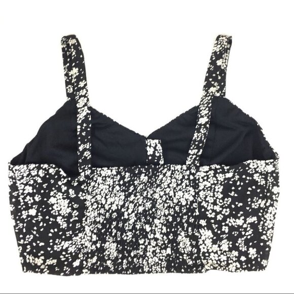 SIENNA SKY  B&W Floral Crop Top NWT - Picture 2 of 5